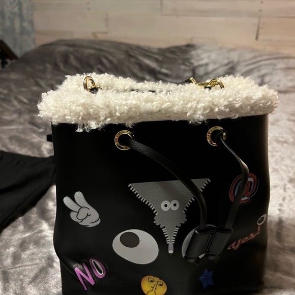 Eyes on you by michelle cute purse - Picture 2 of 6